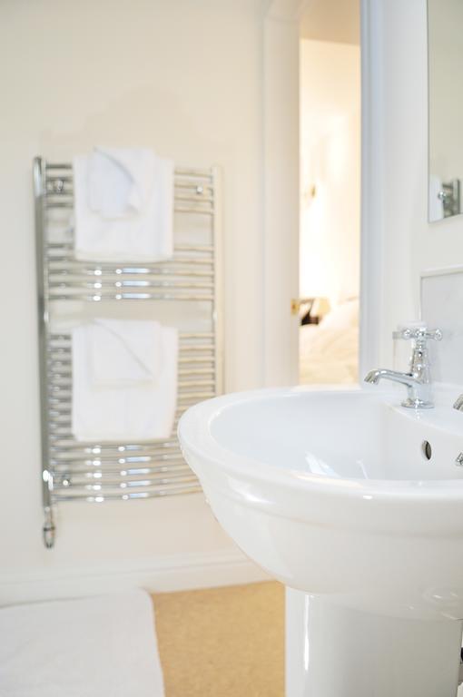 Balmoral Guest House Дарлингтън Екстериор снимка
